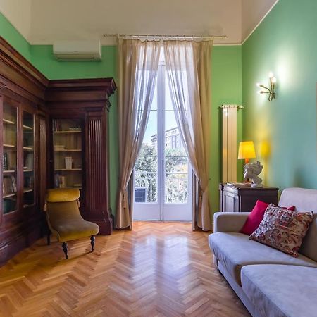 Appartamento A Piazza Cavour By Wonderful Italy Naples Exterior photo